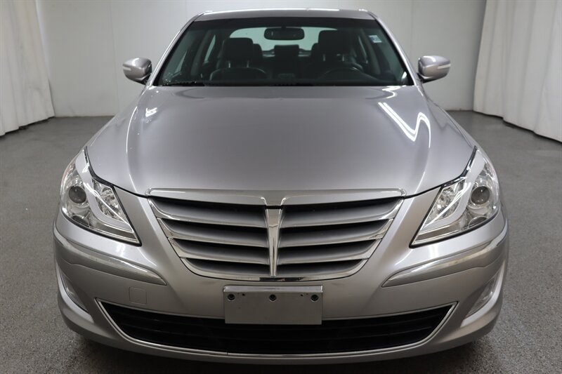 2013 Hyundai Genesis 3.8 Premium  