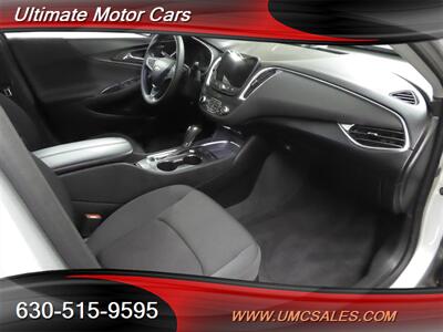 2020 Chevrolet Malibu LT   - Photo 20 - Downers Grove, IL 60515