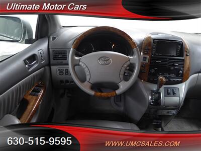 2008 Toyota Sienna XLE   - Photo 10 - Downers Grove, IL 60515