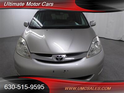 2008 Toyota Sienna XLE   - Photo 2 - Downers Grove, IL 60515