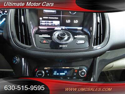 2014 Ford Escape Titanium   - Photo 17 - Downers Grove, IL 60515