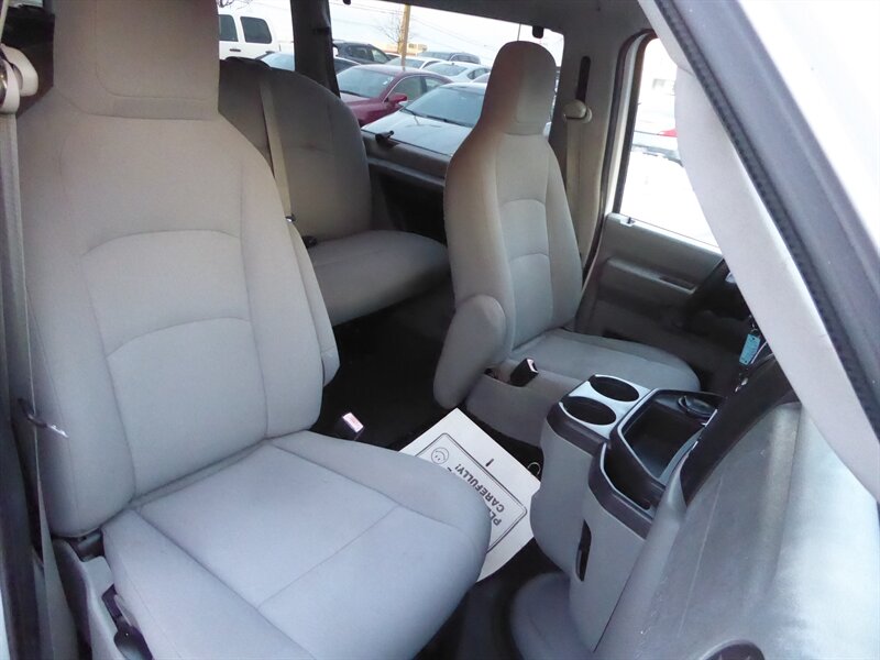 2009 FORD E-350 - Image 20