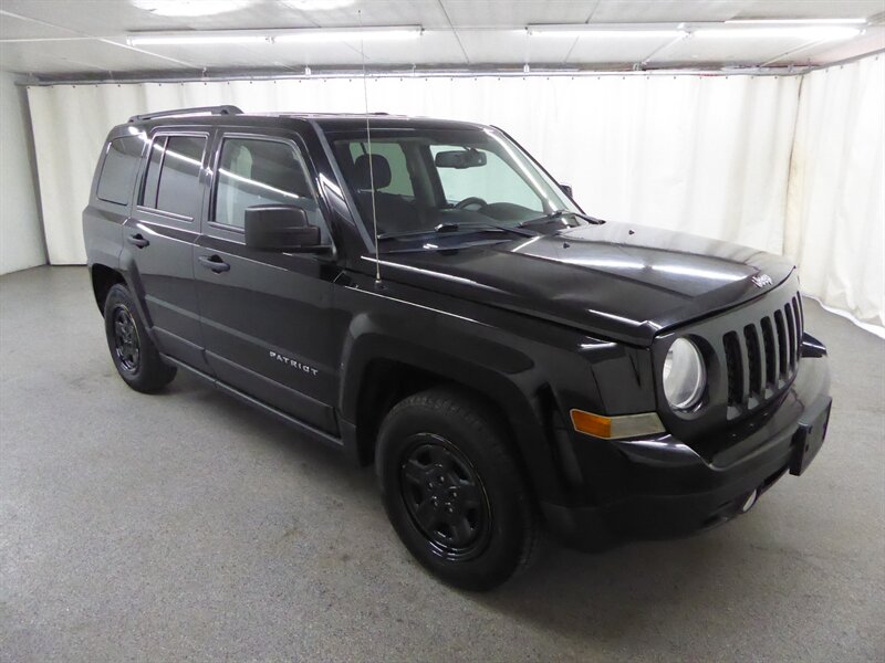 2017 Jeep Patriot Sport - Photo 1 - Downers Grove, IL 60515