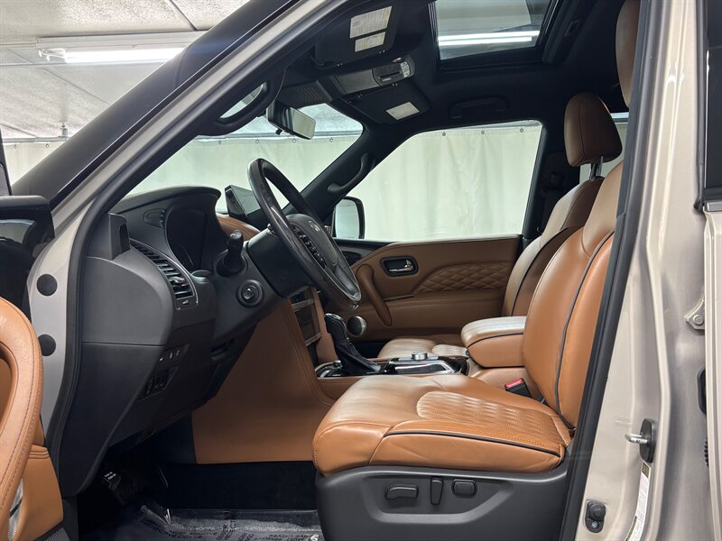 2024 INFINITI QX80 Sensory   - Photo 12 - Downers Grove, IL 60515