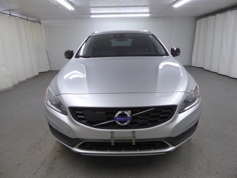 2015 VOLVO V60CC - Image 2