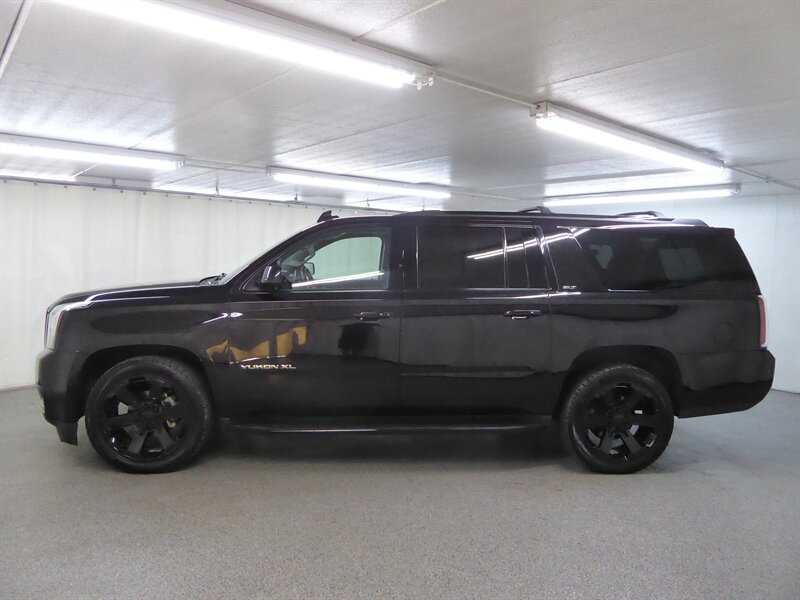 2019 Gmc Yukon XL SLT photo 4