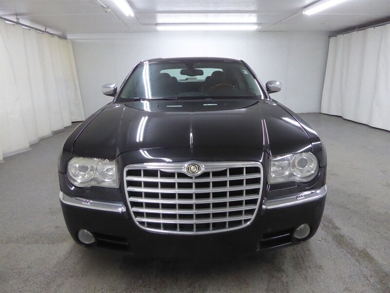 2005 Chrysler 300 C  
