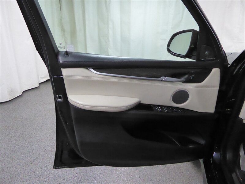 2017 BMW X5 - Image 23