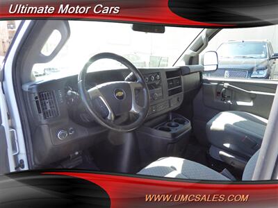 2019 Chevrolet Express LT 3500   - Photo 16 - Downers Grove, IL 60515
