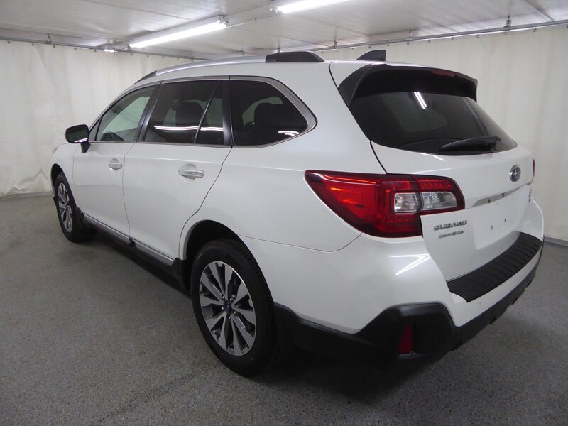 2018 SUBARU OUTBACK - Image 5