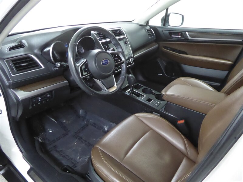 2018 SUBARU OUTBACK - Image 19