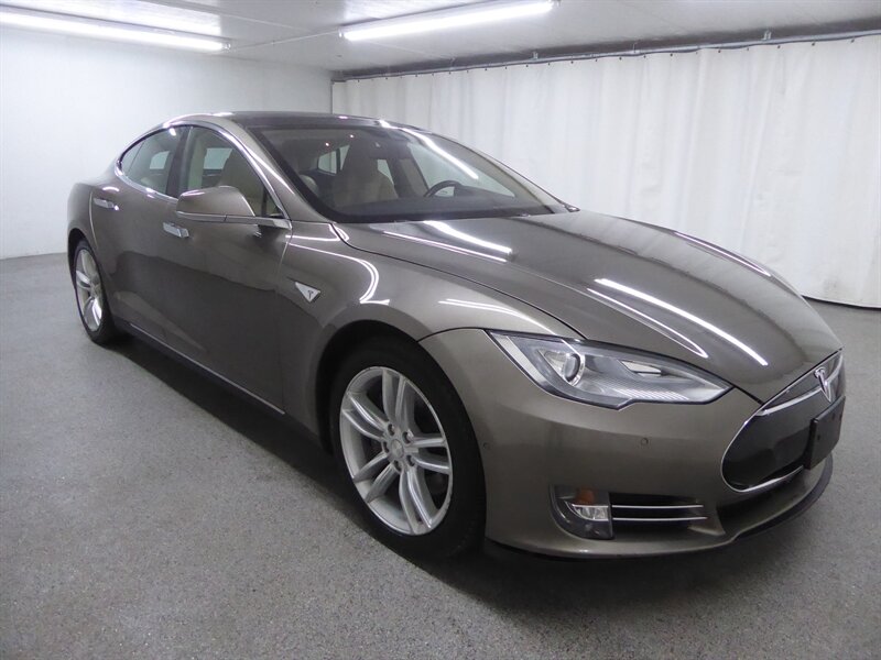 2015 Tesla Model S S