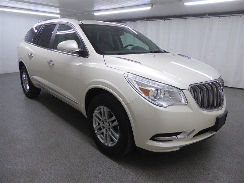 2014 Buick Enclave Convenience's photo