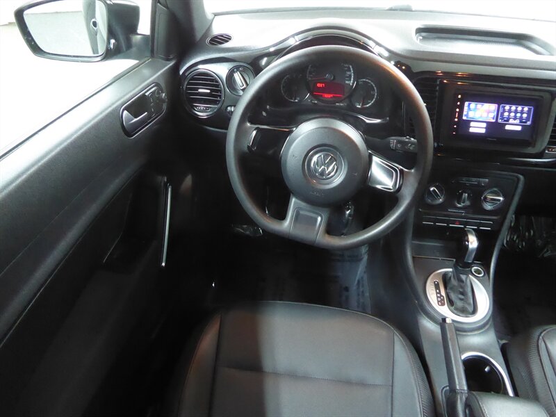 2016 VOLKSWAGEN BEETLE - Image 10