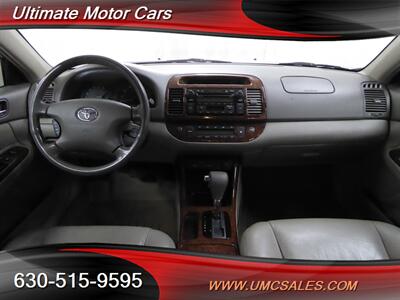 2004 Toyota Camry XLE V6   - Photo 9 - Downers Grove, IL 60515