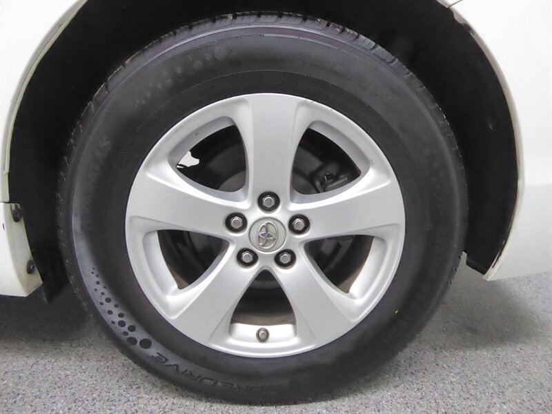 2014 TOYOTA SIENNA - Image 30
