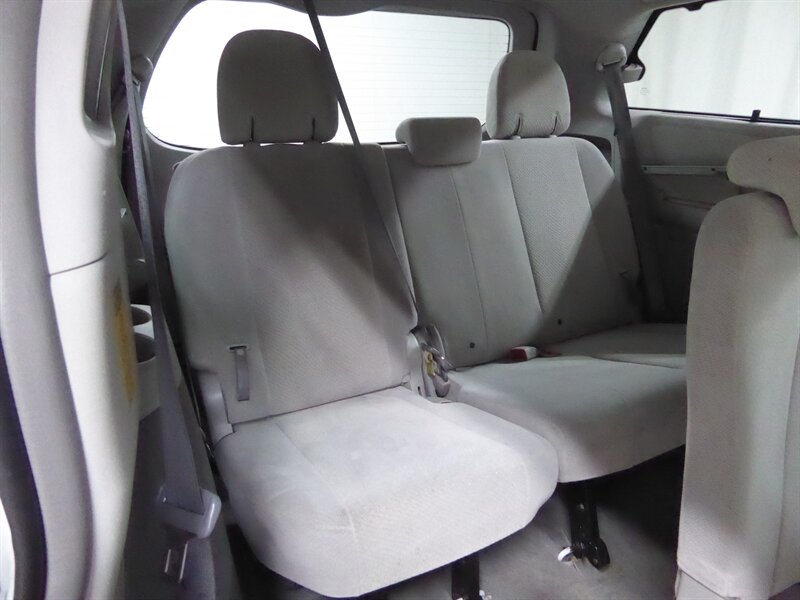 2014 TOYOTA SIENNA - Image 28