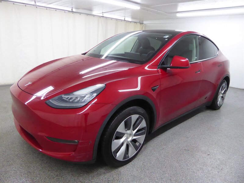 2021 Tesla Model Y Standard Range photo 2