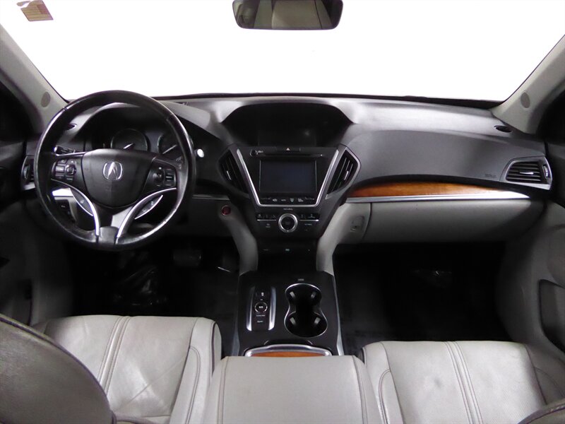 2018 Acura MDX SH-AWD Advance photo 4