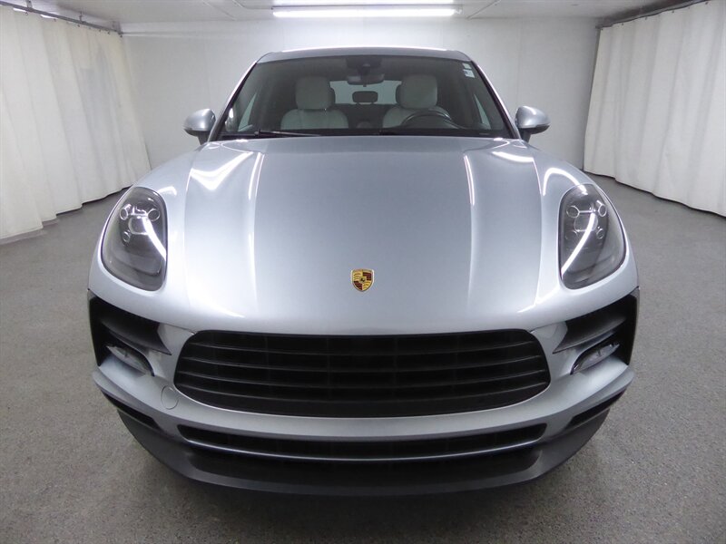 2021 Porsche Macan S  