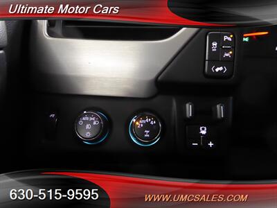 2019 GMC Yukon SLT   - Photo 14 - Downers Grove, IL 60515
