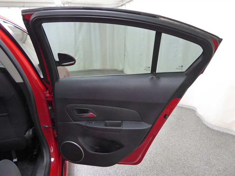 2014 CHEVROLET CRUZE - Image 32