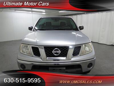 2010 Nissan Frontier LE   - Photo 2 - Downers Grove, IL 60515