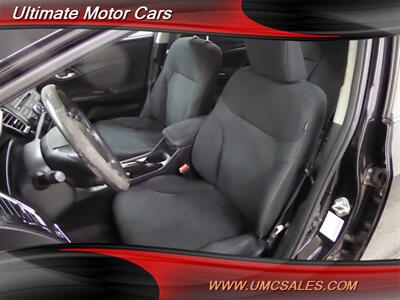 2013 Honda Civic LX   - Photo 16 - Downers Grove, IL 60515