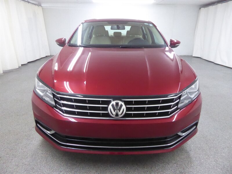 2017 Volkswagen Passat 1.8T SE  