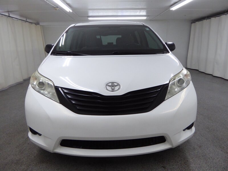 2016 Toyota Sienna L 7-Passenger  