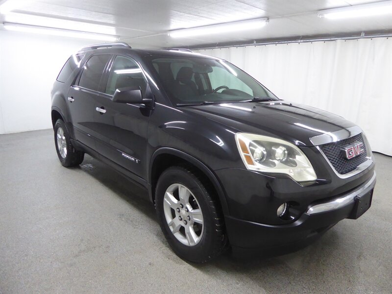2008 GMC Acadia SLE's photo