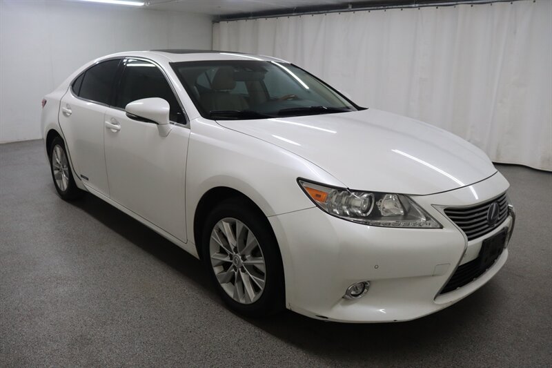 2014 Lexus ES 300h