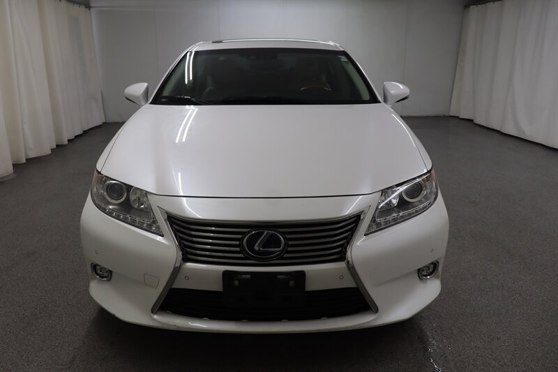 2014 Lexus ES 300h  
