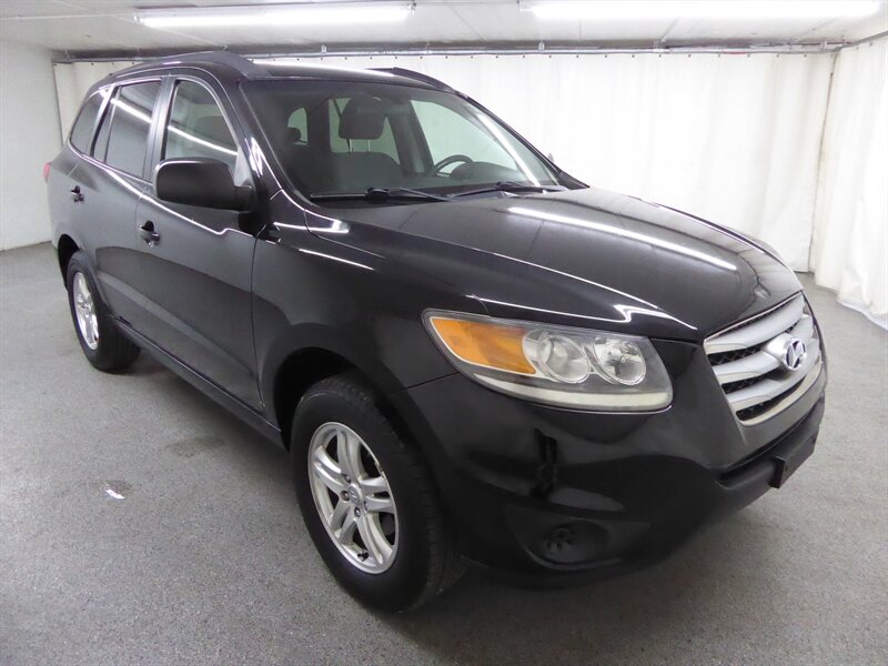 2012 Hyundai SANTA FE GLS - Photo 1 - Downers Grove, IL 60515