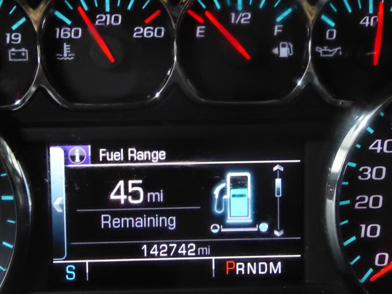 2015 CHEVROLET TAHOE - Image 11