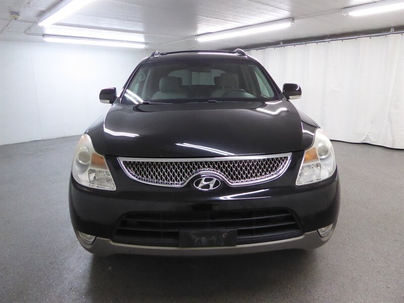2011 Hyundai Veracruz GLS photo 2