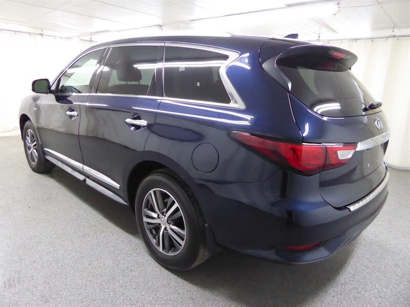 2018 Infiniti QX60 Base photo 3
