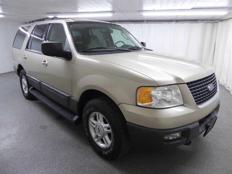 2005 Ford Expedition XLT - Photo 1 - Downers Grove, IL 60515