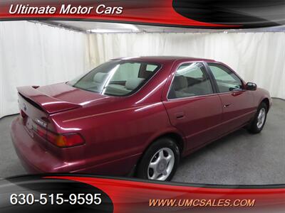 1998 Toyota Camry LE   - Photo 7 - Downers Grove, IL 60515