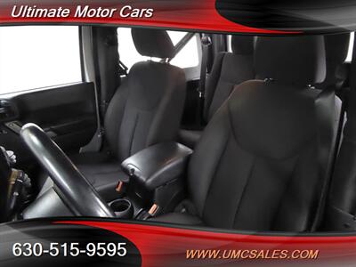 2013 Jeep Wrangler Sport   - Photo 17 - Downers Grove, IL 60515