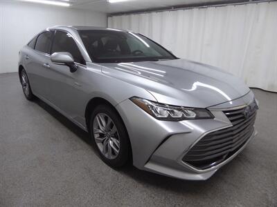 2021 Toyota Avalon Hybrid XLE Sedan