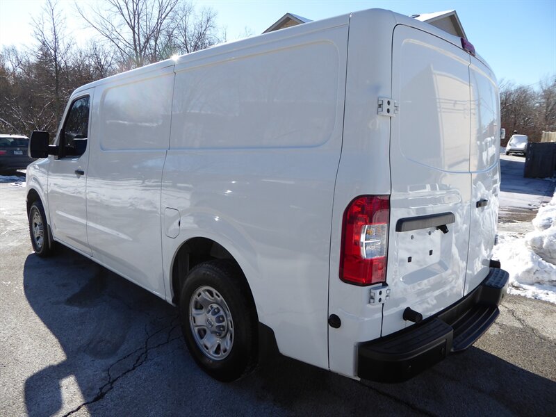 2021 NISSAN NV - Image 5