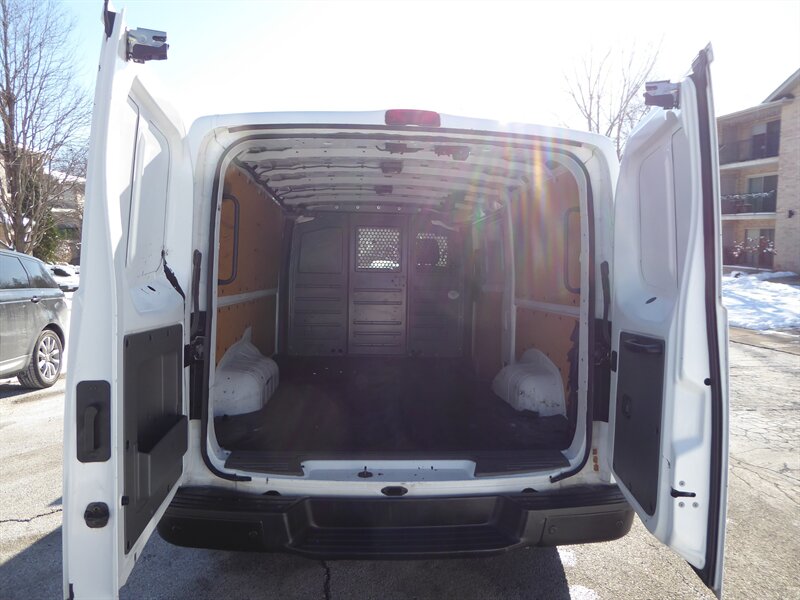 2021 NISSAN NV - Image 24