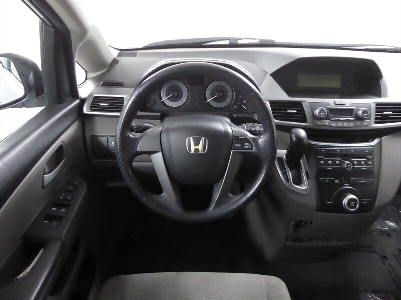 2011 HONDA ODYSSEY - Image 8