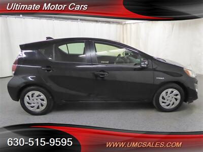 2016 Toyota Prius c Two   - Photo 8 - Downers Grove, IL 60515