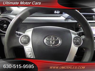 2016 Toyota Prius c Two   - Photo 11 - Downers Grove, IL 60515