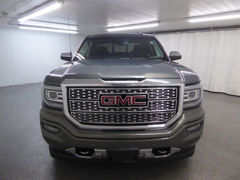 2017 Gmc Sierra Denali photo 2