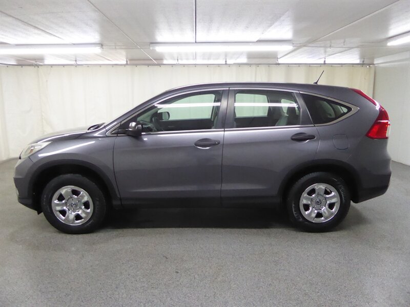 2015 Honda CR-V LX photo 4