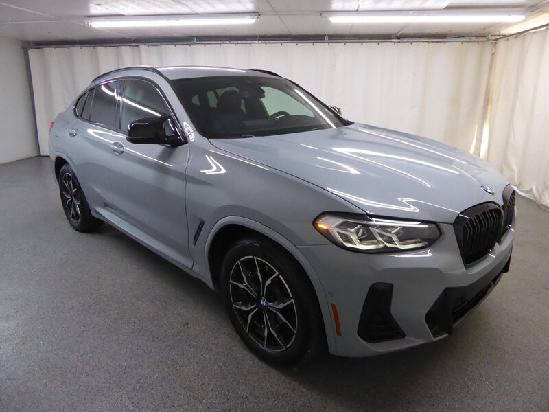 2022 BMW X4 M40i - Photo 1 - Downers Grove, IL 60515