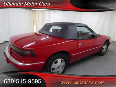 1990 Buick Reatta conv   - Photo 15 - Downers Grove, IL 60515